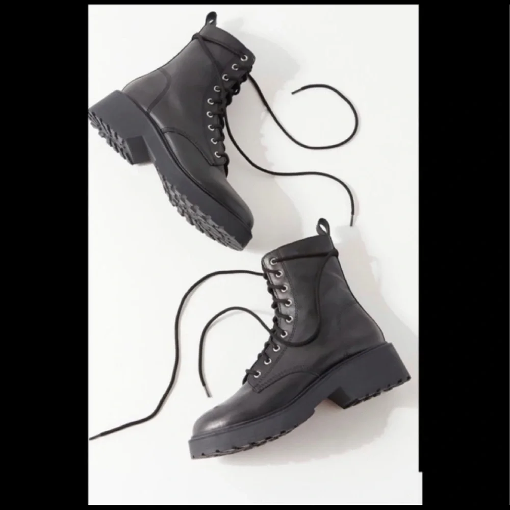Steve Madden Combat Boots /Brand New
